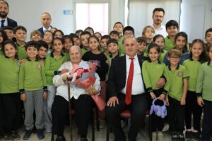 İncirliova Belediye Başkanı Aytekin Kaya, İstiklal Savaşı kahramanlarından Korgeneral Kâzım