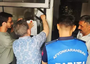 60 yıllık gazetenin kapısı mühürlendi