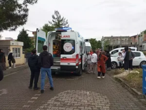 Okulda biber gazı kapsülü patladı, 25 öğrenci hastanelik oldu