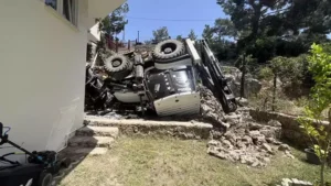 Balıkesir‘in Havran ilçesinde, iddiaya göre park halindeki iş makinesini hareket