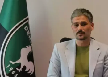 Kulüp başkanı açlık grevine başladı