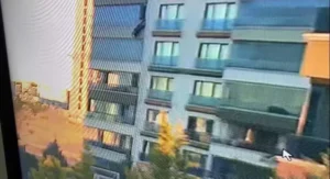 Cam silerken 7'nci kattan düşen kadın öldü
