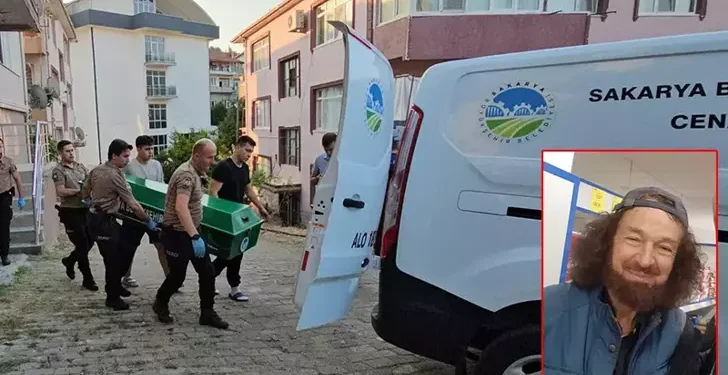 Tartıştığı babasını tabancayla vurdu