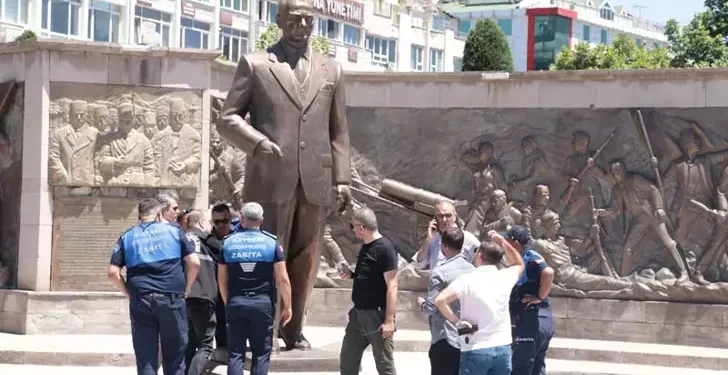 Ata’ya saldırdı, dayısının ‘mesih’ olduğunu iddia etti