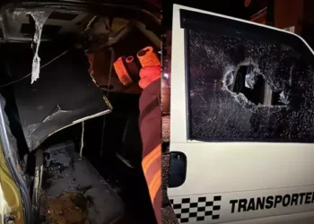 Kendisini gezdirmeyen arkadaşının kamyonetini yaktı