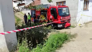  Dere yatağına düşen traktör sürücüsü hayatını kaybetti 