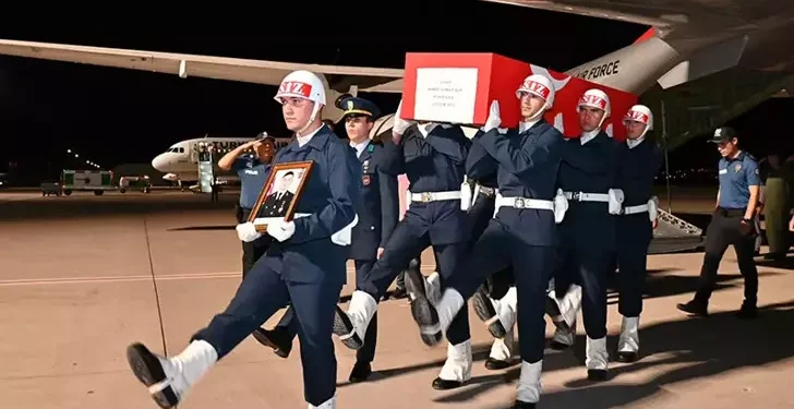 Oğlunun acısına dayanamayan şehit annesi, kalp krizi geçirdi
