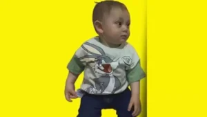 Balkonundan düşen bebek hayatını kaybetti