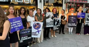 Aydın‘ın Kuşadası ilçesinde kadın dernekleri ve sivil toplum kuruluşları üyesi