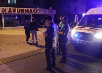 Silahlı ve bıçaklı kavgada 1 kişi hayatını kaybetti