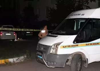 Damadına ateş ederken ona siper olan kızını da vurdu
