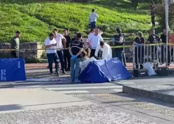 2 kadını surdan aşağı atıp hayatına son verdi