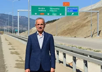 Aydın-Denizli Otoyolu, 17 Ekim'de trafiğe açılacak