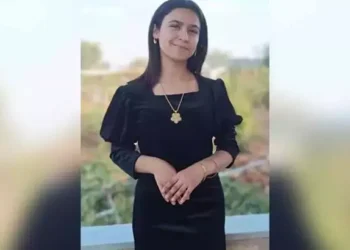 Tek katlı evin damından düşen Aysel, öldü