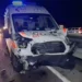 Ambulans ile iki otomobil çarpıştı