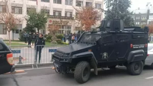 3 belediyeye daha kayyum atandı