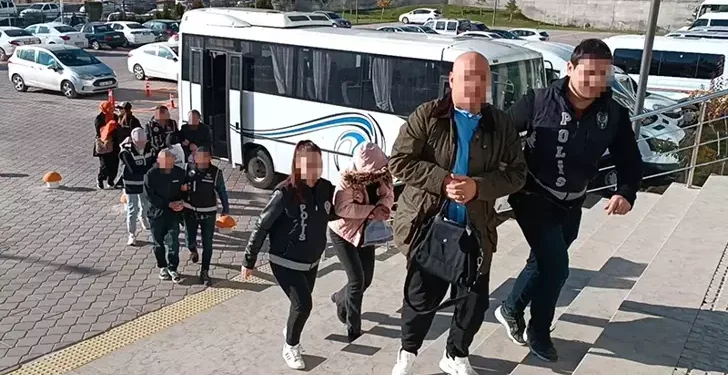 3 ilde 'sahte rapor' operasyonu: 3'ü doktor 18 gözaltı