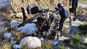 Takla atıp şarampole devrilen otomobilin sürücüsü öldü