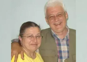 Dolmuş beklerken TIR'ın altında kalan emekli öğretmen öldü