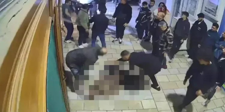 Ağabeyinin marketini benzin dökerek yaktı