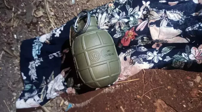 Bahçedeki köpek kulübesinde el bombası çıktı