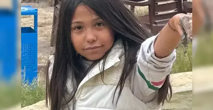 Üzerine demir bahçe kapısı devrilen 8 yaşındaki Asya öldü