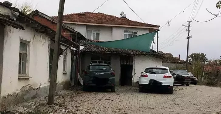 Kavgada ağabeyini öldürdü
