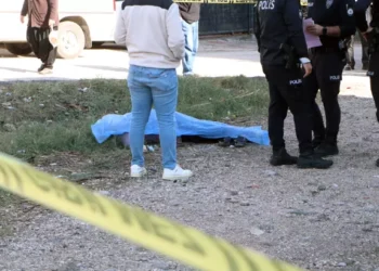 Ekmek almaya giderken kalp krizinden öldü