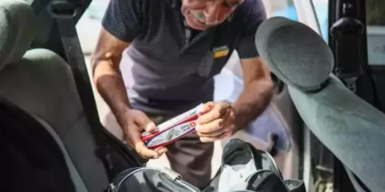 Hayali kabusa dönünce otomobilinde yaşamaya başladı