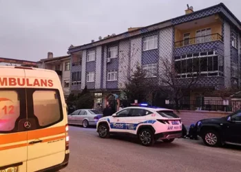 Yaşlı çift evinde ölü bulundu