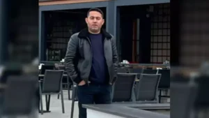 Uyuyan babasını vurdu