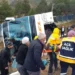 Yolcu otobüsü devrildi; yaralılar var
