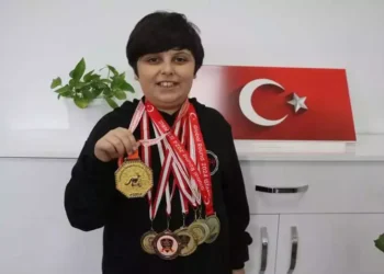 10 yaşındaki Selahattin, matematikte dünya birincisi oldu