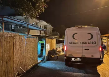 Tartıştığı oda arkadaşı, bıçaklayarak öldürdü