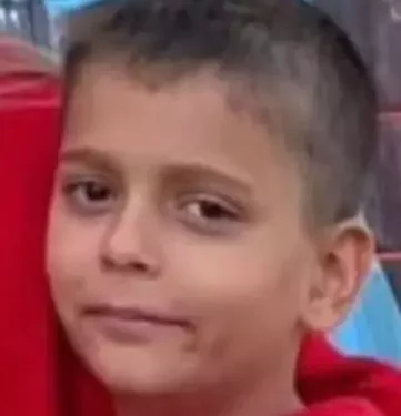 Üzerine döktüğü kolonya ile yanan 11 yaşındaki Mert, öldü