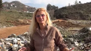 Eski manken Tuğba Özay, sosyal medya hesabından gerçekleştirdiği yayında, Antalya’nın Manavgat
