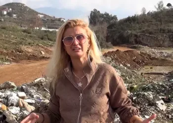 Tuğba Özay'ın çöp yığınları tepkisi