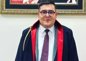 Otel odasında ölü bulundu