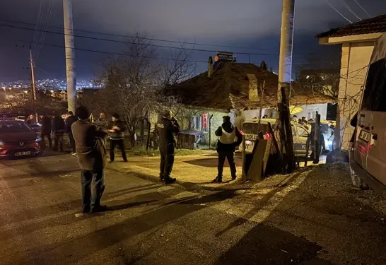 Eşini ve kayınbiraderini pompalı tüfekle yaraladı