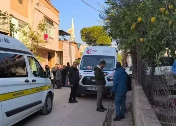 Evde 3 kişinin cansız bedeni bulundu