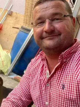 Aracında başından vurulmuş halde ölü bulundu