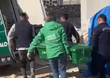 İnşaattan düşen işçi hayatını kaybetti