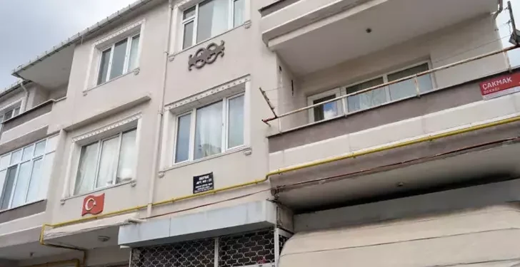 Erkek arkadaşının evinde ölü bulundu