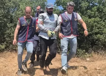 Yakalanmamak için dağda yaşayıp, ayı kapanı kurmuş