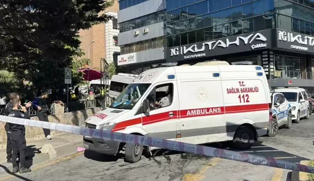 Minibüs yayaların arasına daldı