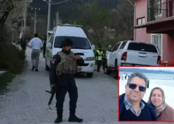 Miras tartışmasında kardeşi ve yengesini tüfekle vurdu