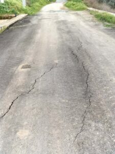 İncirliova’da ölüm köprüsü! Her geçişte yürekler ağza geliyor İncirliova’da ölüm köprüsü! Her geçişte yürekler ağza geliyor