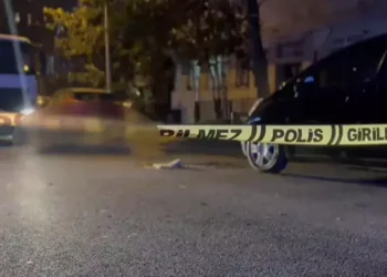 Çöp kamyonunun çarptığı öğretmen hayatını kaybetti