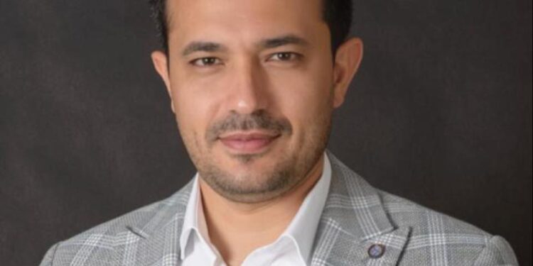 AK Parti MKYK Üyesi Umut Tuncer aktif siyaseti bıraktı