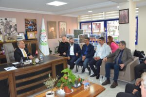 AYESOB Başkanı Künkçü, İncirliova’da gönülleri fethetti (4) AYESOB Başkanı Künkçü, İncirliova’da gönülleri fethetti (4)